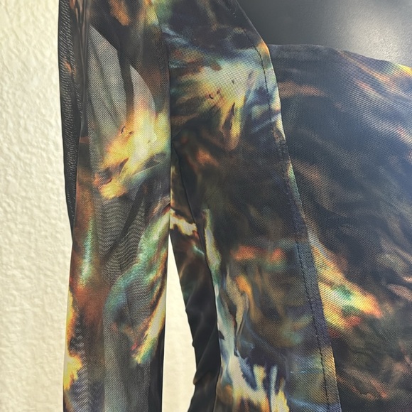 Steve Madden Fitted Mesh Print Long Sleeve Shirt XS New Without Tags - Picture 3 of 7